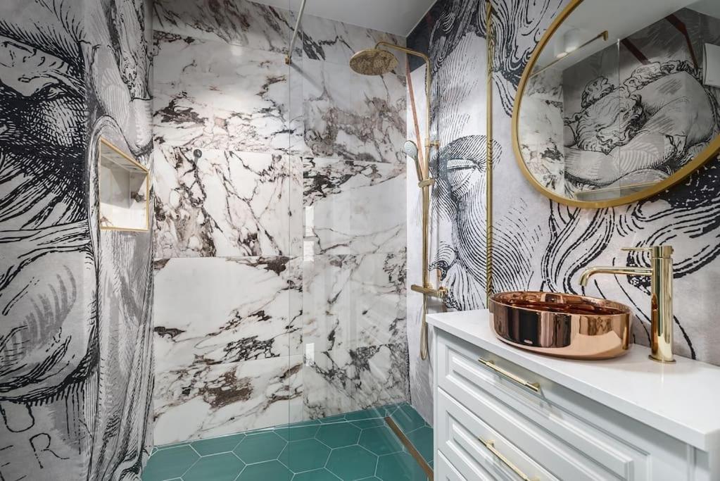 Luxury Apartment With Sauna - Old Town - Gold Гданск Екстериор снимка